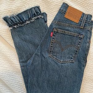 Levi’s Wedgie Straight Jeans with Detail Hem
